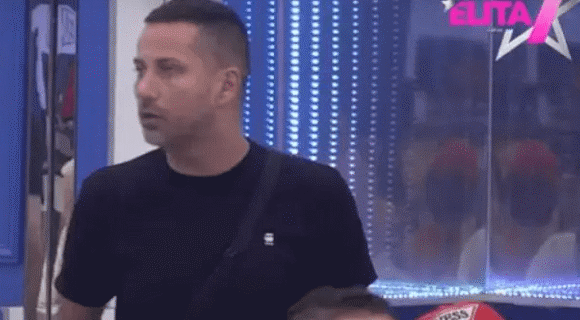 Gej trenutak u “Eliti”, kompletan crni sto ostao bez reči – Marko Đedović potpuno iskren pred svima (VIDEO)