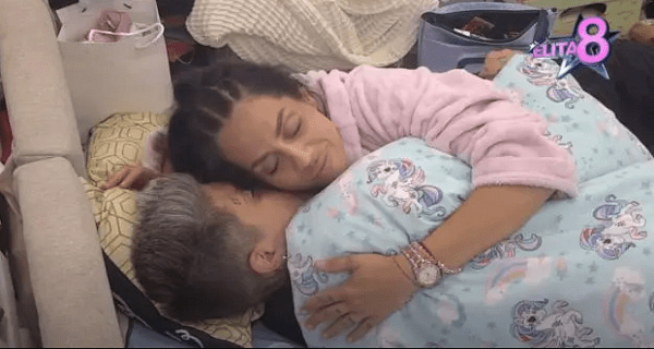 Matora i Dragana završile u krevetu – svi ukućani nemo posmatrali emocije na delu (VIDEO)