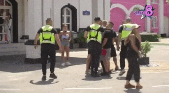 Stravična situacija u rijalitiju propraćena čuvarima i kamerama – tenzije se ne stišavaju (VIDEO)