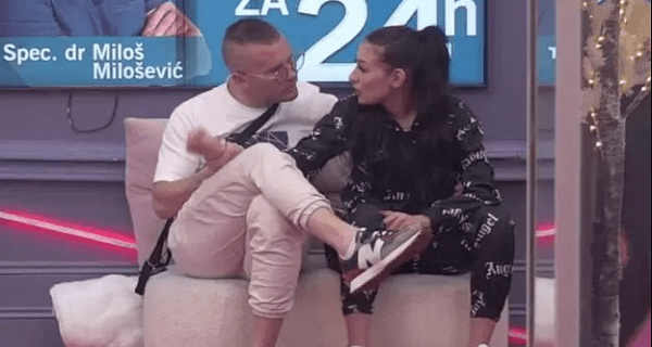 “DNK ćeš da radiš, ništa ti ne verujem” Munjez i Stefani žestoko zaratili – preti joj da će joj oduzeti dete, ona van sebe
