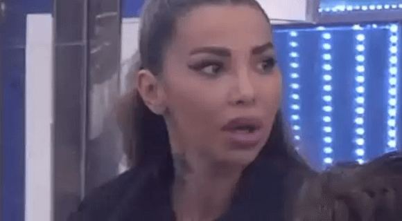 Aneli je progovorila o trudnoći: Obratila se Grofici tužnim rečima “Mojoj mami nije lako da sluša ovo, slušala je i prošle godine”