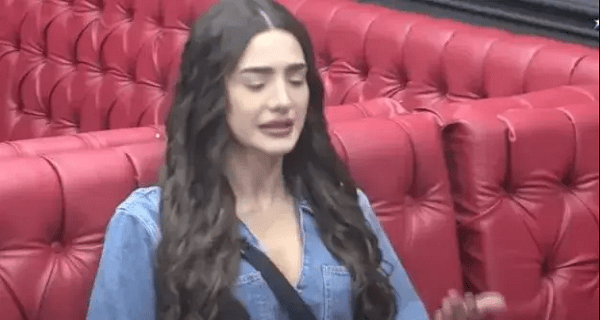 “Naša veza je konstantno bila fejk, pao mi je u očima” Anđela brutalno iskrena o raskidu sa Gasttozzom i beznadežnoj ljubavi