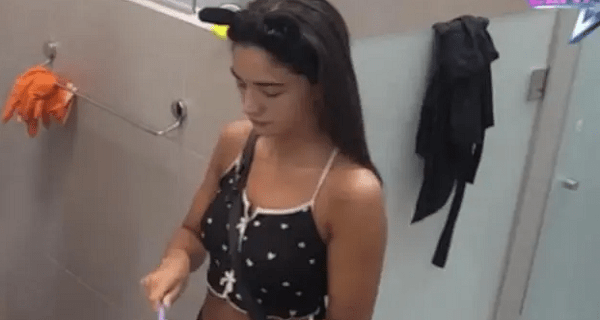 Jutro nakon osvojenih 75 procenata glasova, Anđela Đuričić se susrela sa NJIM – ovaj trenutak je čekala