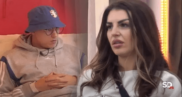 “Sprdaju se s tobom i smejali su ti se…” Ena otkrila detalje sa Gasttozzove žurke – ponizila Peju, pa dobila povratnu