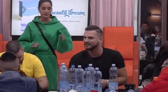 Bivši zadrugar širi mržnju protiv Srba: Ustaški simboli i jezive pesme, a onda je uradio još nešto monstruozno