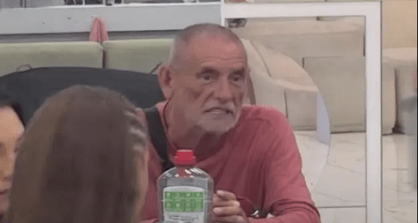 Brutalno iskren kao i uvek – Lepi Mića bez dlake na jeziku opleo po Luki i Sandri: “Ljut sam na njega” (VIDEO)