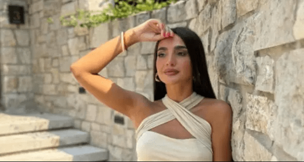 “Od septembra ti stoji ponuda da uđeš u rijaliti” Anđela Đuričić objavila detalje prepiske koja joj život menja iz korena