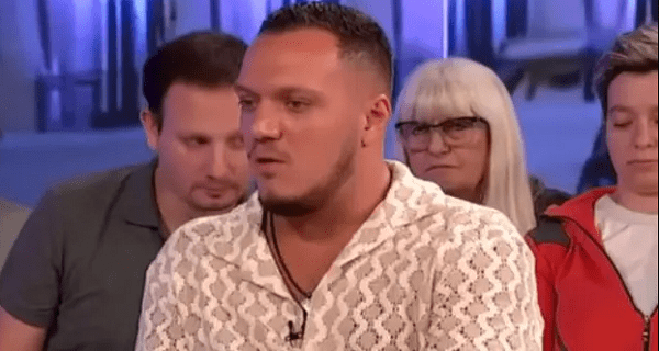 Gasttozz promenio ploču, sinoć u “Narod pita” pljunuo po Anđeli Đuričić – Pukla tikva, prvi put javno priznao