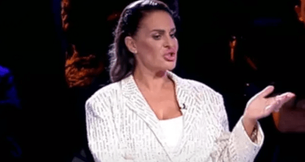 Potpuni šok, prepiska pročitana usred emisije – Kačavenda iznela veliku tajnu: “Neko iz grupe jeste snimio…”