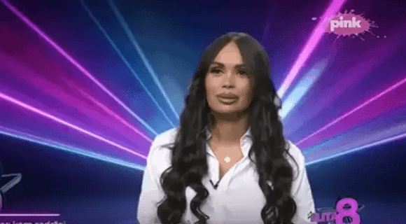 Neviđeni skandal u emisiji: Sandru Obradović raskrinkala najbolja drugarica – otkriveni detalji njenog odnosa sa ocem Luke Vujovića