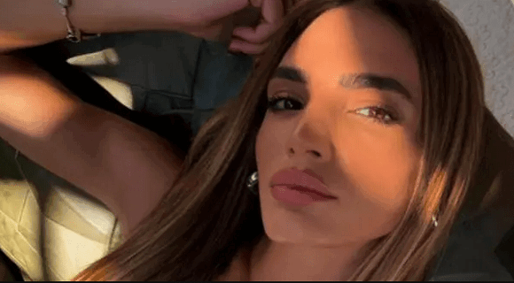 Isklesano telo i nakon porođaja: Trbušnjaci i mišići se ocrtavaju, a sve zahvaljujući ovome – Pevačica iznenadila stasom