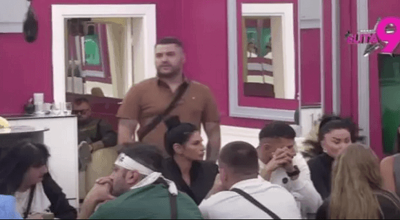 “Iz zida je nestalo 70.000 evra, iz Dubrovnika 25.000” Asmin progovorio o krađi para i njegovim preljubama – Aneli znala za žene s kojima je varao