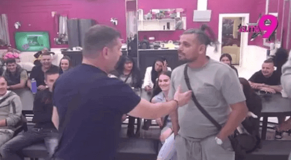 Ivanu Marinkoviću se cela kuća smeje u lice: Bora Santana se upalio i skinuo masku Sari – bila je i sa njim (VIDEO)