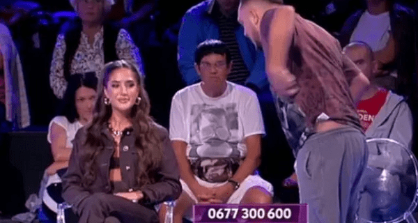 Gasttozz zbog Anđele napustio emisiju, haos uživo u programu – Umešala se Dušica Jakovljević: “Nema potrebe ovo da radiš devojci, niste u dnevnoj sobi”