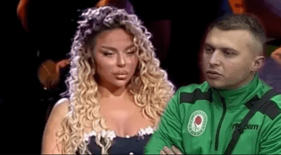 Sofija iz osvete pustila prepiske u javnost?! Sve se saznalo uživo u programu – ovo je razlog zašto je Kariću zabila nož u leđa i uništila mu vezu