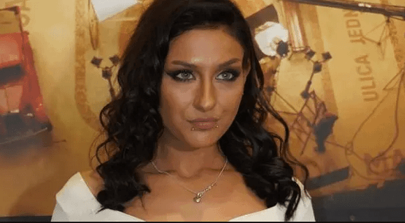 (FOTO) Pogledajte kako sada izgleda Stefani Grujić: Njena transformacija iznenadila sve – ne liči na sebe, više nije vatrena crnka