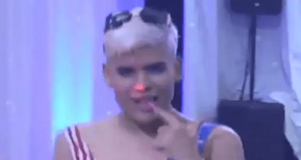 Nikad viđeno u istoriji rijalitija: Uroš Stanić u tanga kupaćem i uljem za sunčanje izazvao haos na izboru za Mistera (VIDEO)