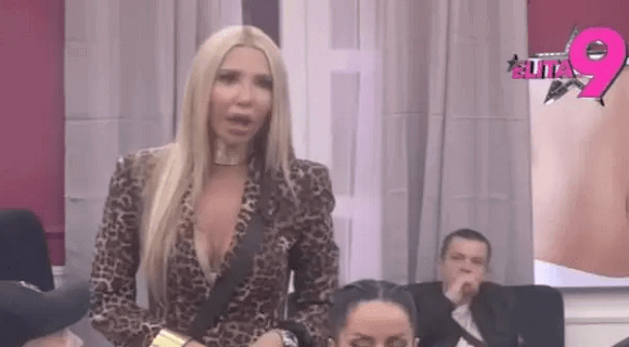 “Zamisli kad je Bebica lepši i zgodniji od njega” Aneli ne štedi bivšeg, ponizila ga pred milionima – ovo će ga zaboleti (VIDEO)