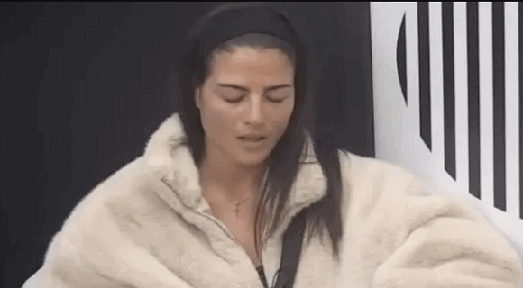 Oca joj ubila granata u Hrvatskoj, a majka joj umrla nakon porođaja od tuge – Ispovest Boginje ledi krv u žilama: “Kako sam živela, bolje da me nije rodila”