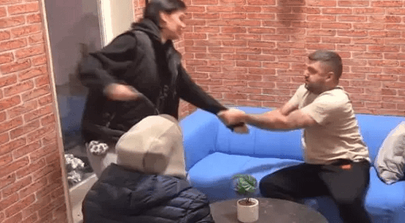 “Ovakav folirant nije ušao nikad…” Asminu prekipelo, priznao da je sve vreme zavaravao narod uz pomoć Mine i Dače: “Spetljali smo se”