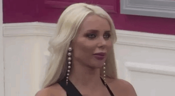 Muškarcima danas padaju vilice zbog nje… Vanja Prodanović, jedna je od najatraktivnijih učesnica Elite, a evo kako je izgledala nekad