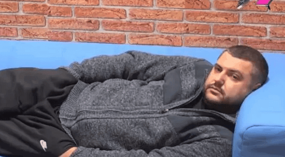 Posle ŽESTOKOG obračuna Stanije i Asminovog oca, oglasio se i Alibaba i rekao nešto POTPUNO neočekivano