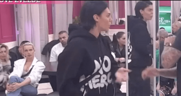 Dugo je ovakvu nismo videli – Mina Vrbaški van sebe, pala joj roletna i zaurlala iz petnih žila: “Uspeo je da me isprovocira, jako je kvaran”