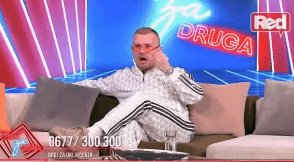 “Seljančura se odmah naložila, čim joj je prišao pravi frajer” Munjez bez milosti verbalno demolirao Teodoru a nije poštedeo ni Bebicu