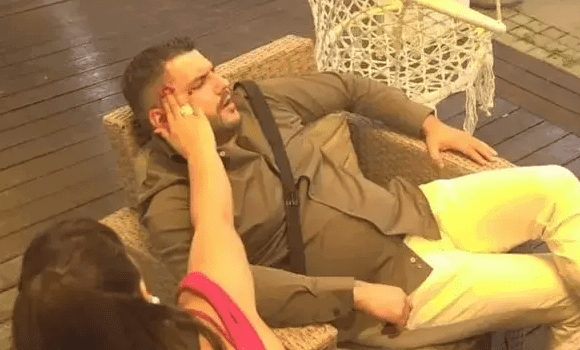 Asmin i Miljana se više ne kriju: Kamere zabležile vrelu scenu ispod jorgana (FOTO)