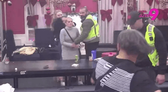 “Klečaće ti sin”: Neviđen haos tokom reklama, advokatica ispolivala Boru, pljušte najžešće uvrede ikad, obezbeđenje na gotovs