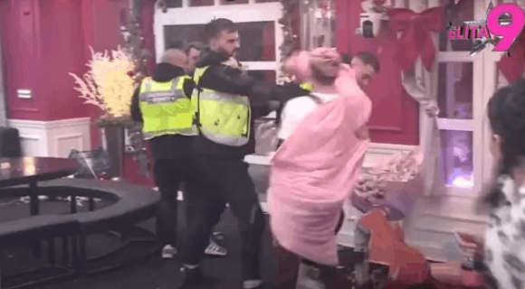 (VIDEO) Stanić napao Santanu: Lete predmeti na sve strane: Obezbeđenje isprepadano