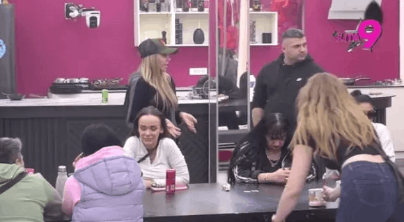 Procureo ceo plan: Evo šta su Asmin i Aneli rešili da urade – gledaoci u neverici, sve se okreće za 180 stepeni