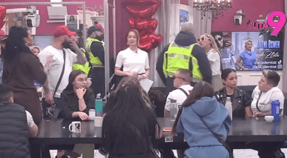 Aneli priznala pred svima šta je radila sa Janjušem dok je bila sa Lukom u vezi: Nastao totalni haos