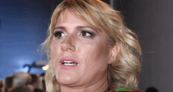 “Držali su me u zatočeništvu”: Jelena Golubović oplela po porodici svog supruga – Više ne razgovara sa njima