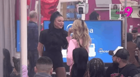 “Kako si sa monstrumom i ubicom završila u hotelu?”: Maja i Aneli u ratu do istrebljenja, pada tužba