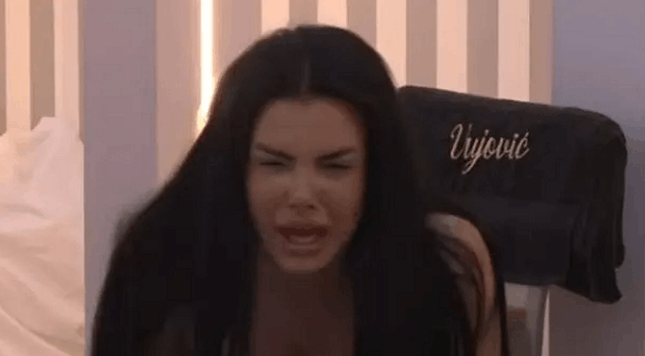 Anita napustila Belu kuću – Doživela nervni slom nakon što je obelodanjeno da je Luka OŽENJEN