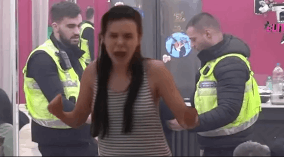 Anitina diskvalifikacija iz Elite – razgovor sa produkcijom koji menja sve: “Njeno zdravlje je na prvom mestu”