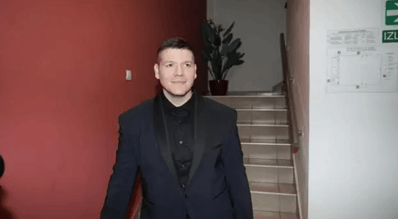 “Pošaljite dokaz o uplati i dobijate pozdrav od mene”: Evo koliko Sloba Radanović traži ne bi li obožavatelju čestitao rođendan