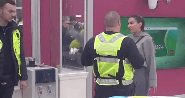 “Ne zanima me Nora” Obezbeđenje alarmiralo čitavu Belu kuću – Aneli brutalno napala Asmina nakon sramotne izjave