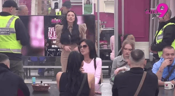 Živi zid između Stanije i Maje: Obezbeđenje noćas imalo pune ruke posla