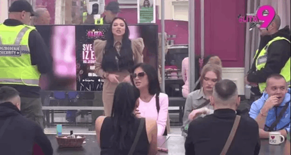 Živi zid između Stanije i Maje: Obezbeđenje noćas imalo pune ruke posla