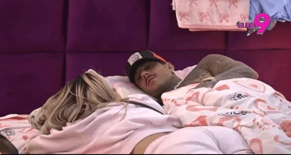 Aneli nikada jače pljunula na sebe: Završila sa Filipom u krevetu uprkos Đukićevoj vreloj akciji noćas sa Sandrom Todić