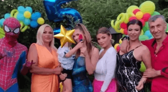 Ovako Kulići proslavljaju Uskrs – Marija pokazala raskošnu prazničnu dekoraciju, jedan detalj zasenio sve (FOTO)