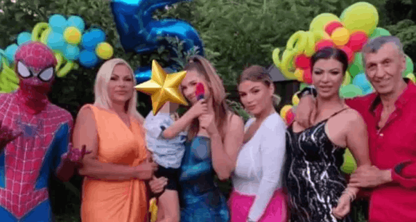 Ovako Kulići proslavljaju Uskrs – Marija pokazala raskošnu prazničnu dekoraciju, jedan detalj zasenio sve (FOTO)