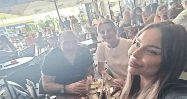 Nema više gde! Osvanula fotografija Sofije, njene majke i 40 godina starijeg verenika Daneta! Tu je i dokaz o čuvenoj zlatari