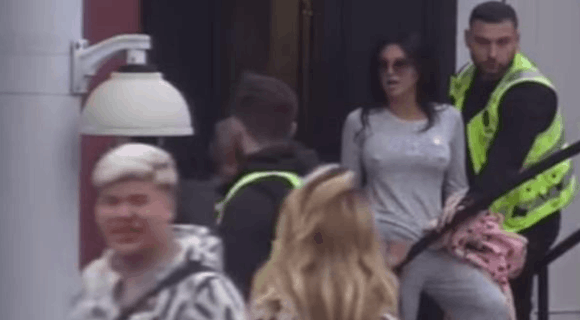 Stanija fizički napala Uroša Stanića, on jeca od bolova, zahteva hitnu lekarsku pomoć: “Hoću kod doktora”