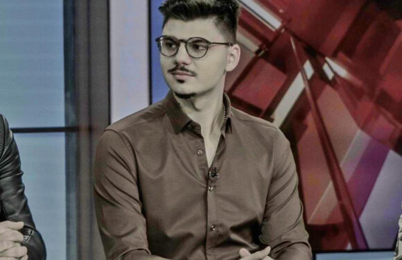 Veljko Jovanović gradi sjajnu karijeru: Publika ga pamti iz „Zvezda Granda“, a o njegovom talentu se sve više priča.