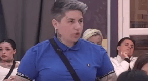 Skinula se Jovana Tomić Matora: Učesnica “Elite 9” pokazala bujno poprsje (FOTO)