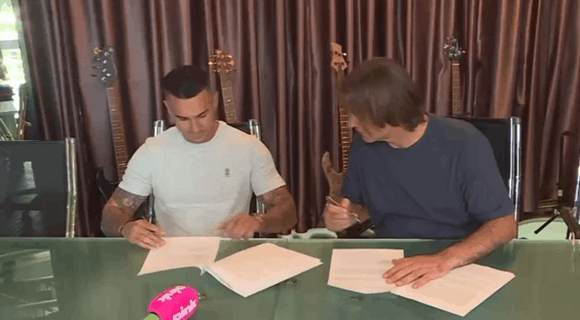 MATEJA MATIJEVIĆ ULAZI U ELITU 10! Zvanično potpisao ugovor sa Željkom Mitrovićem, vlasnik Pinka otkrio: U ovoj sezoni imaćemo mnogo umetničkih zadataka (VIDEO)